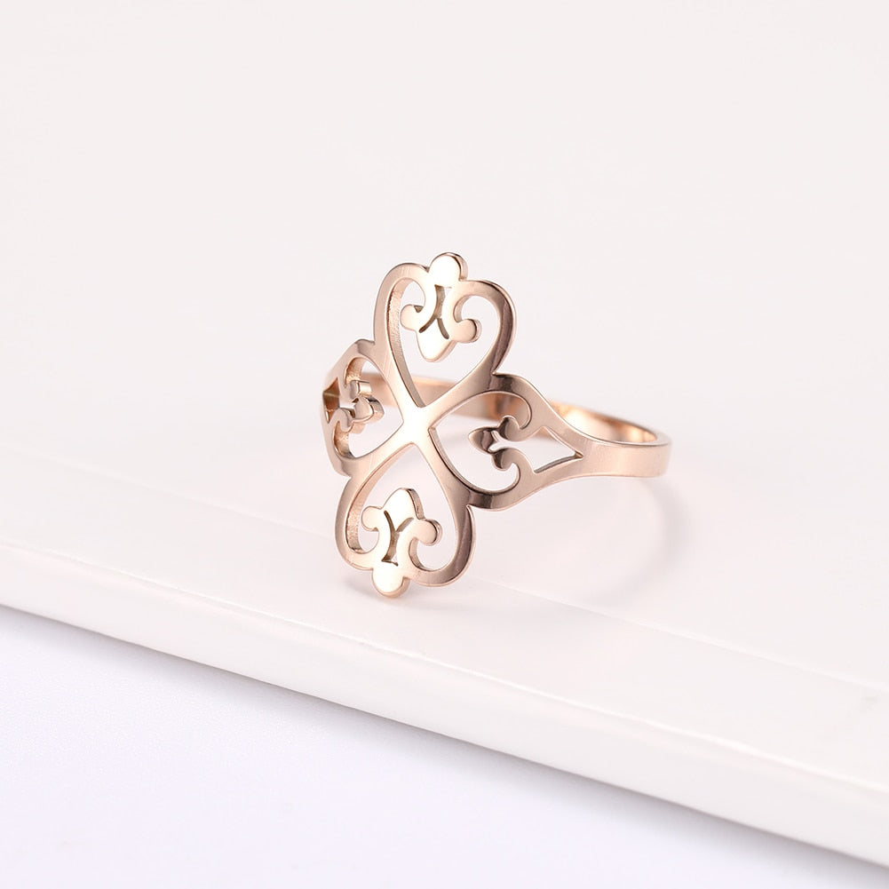 Elegant Clover Statement Ring