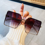 Load image into Gallery viewer, Vintage Oversize Chain Sunglasses
