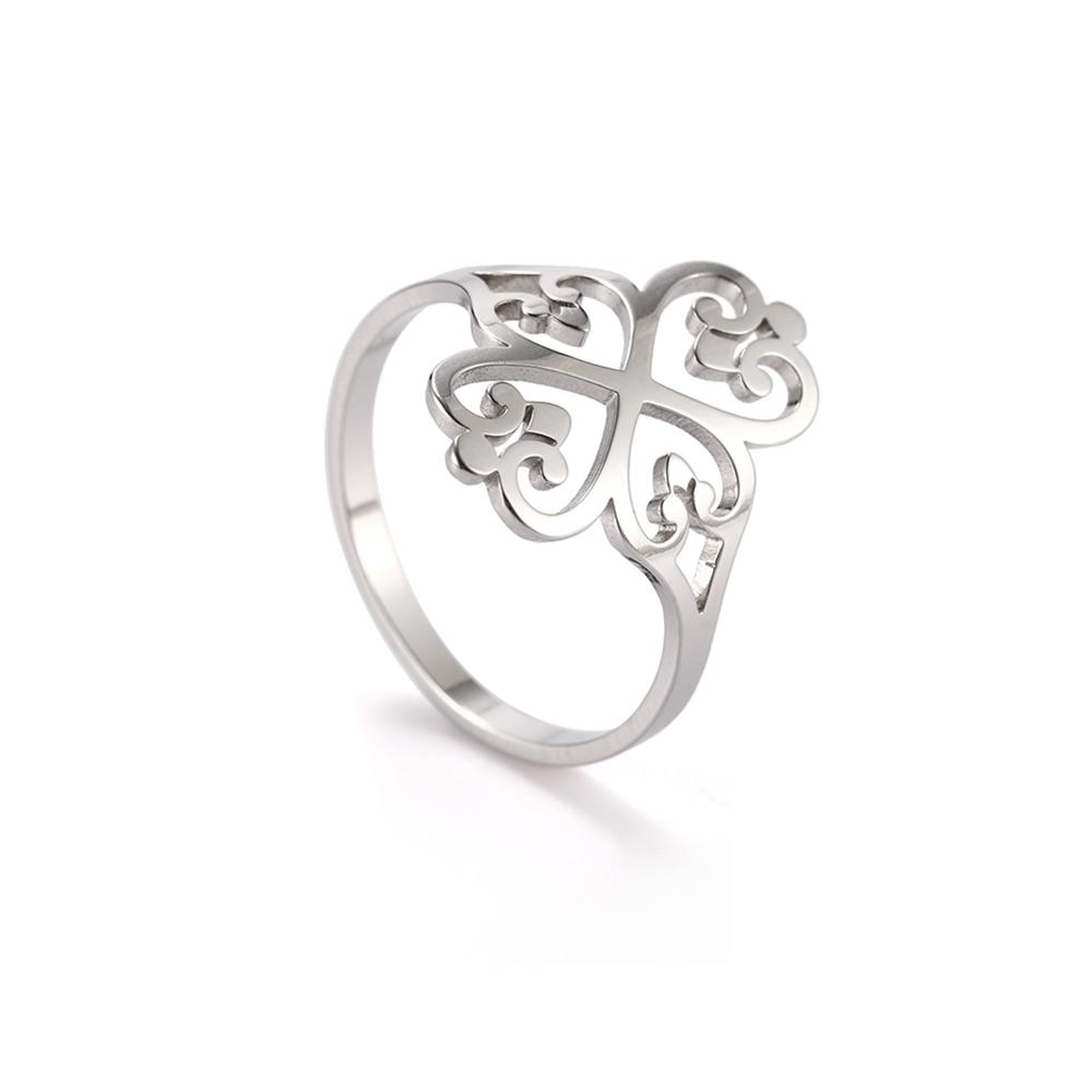 Elegant Clover Statement Ring