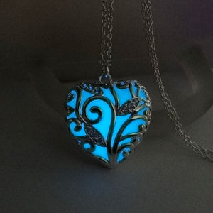 Glowing Hearts Pendant Necklace