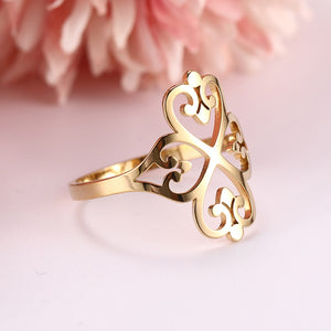 Elegant Clover Statement Ring