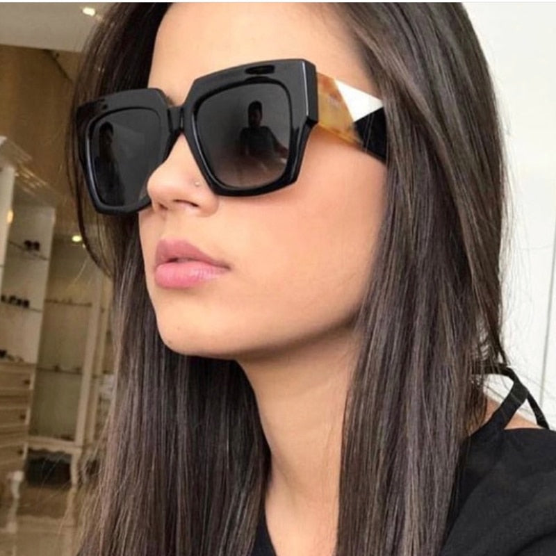 Fashionable Square Oversized Sunglasses