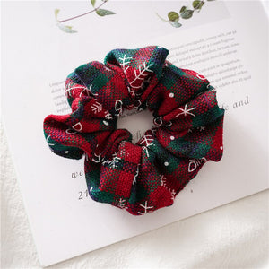 Plaid Christmas Scrunchie